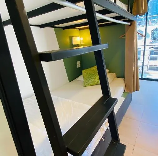 105hostel@thonglor 旅馆 *