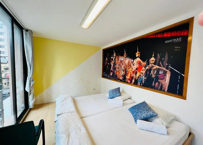 105hostel@thonglor 旅馆 *